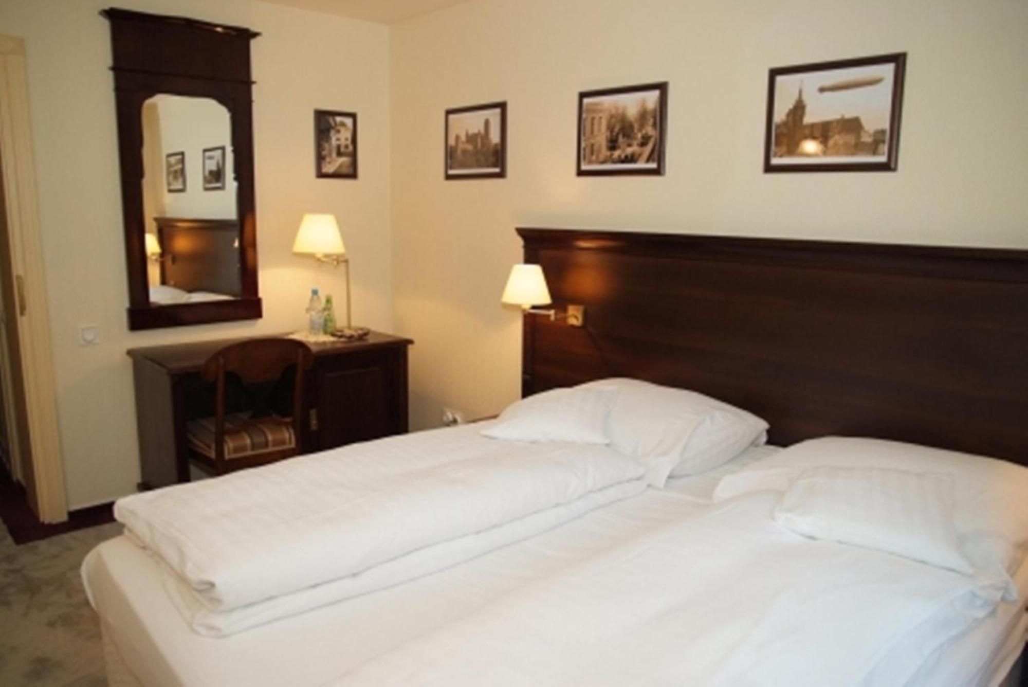Bialy Dwor Bed and Breakfast Kwidzyn Eksteriør billede