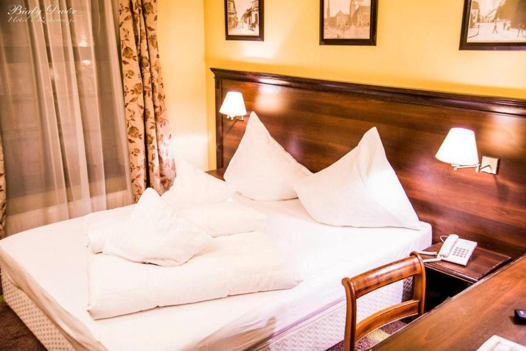 Bialy Dwor Bed and Breakfast Kwidzyn Værelse billede