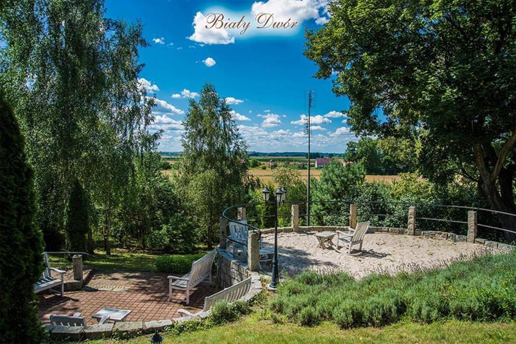Bialy Dwor Bed and Breakfast Kwidzyn Eksteriør billede
